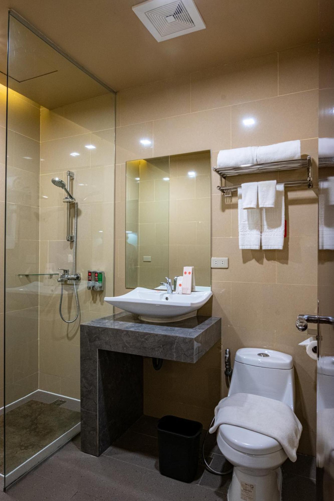 Kojo Hotels Cebu-Mandaue Екстер'єр фото